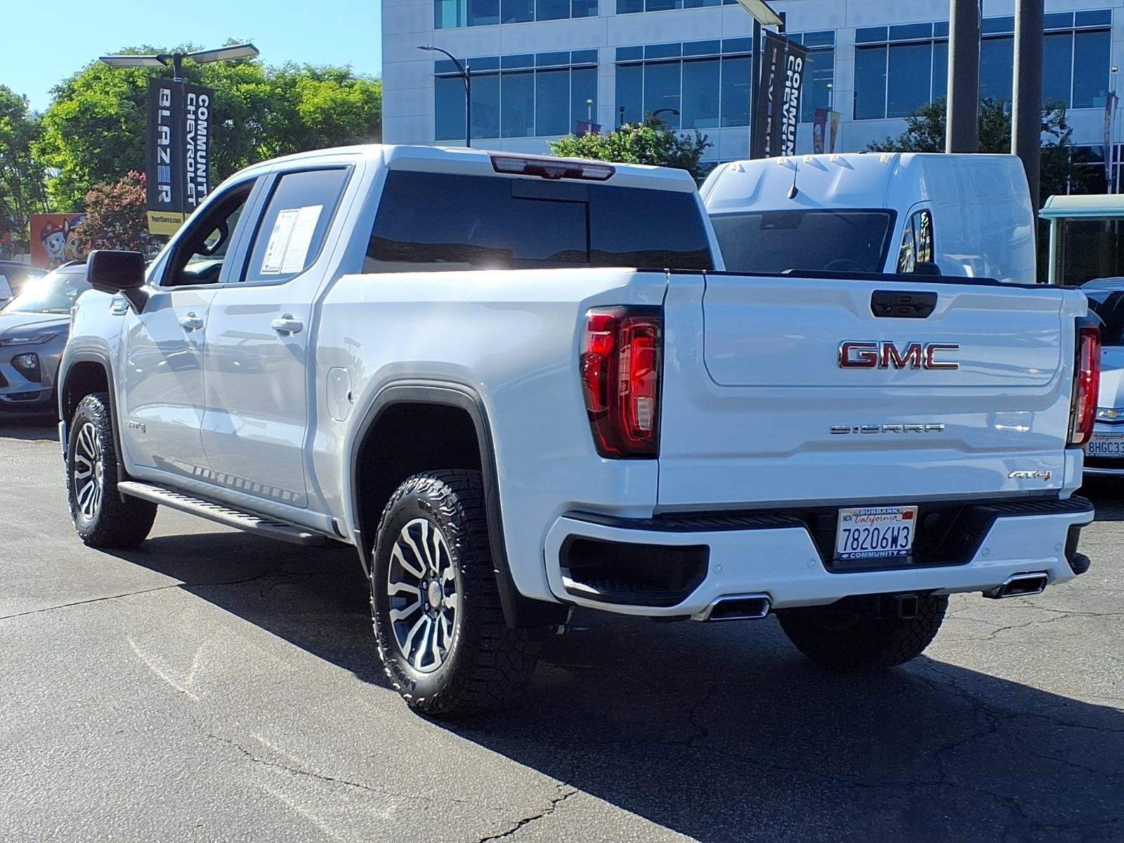 2023 GMC Sierra 1500 AT4