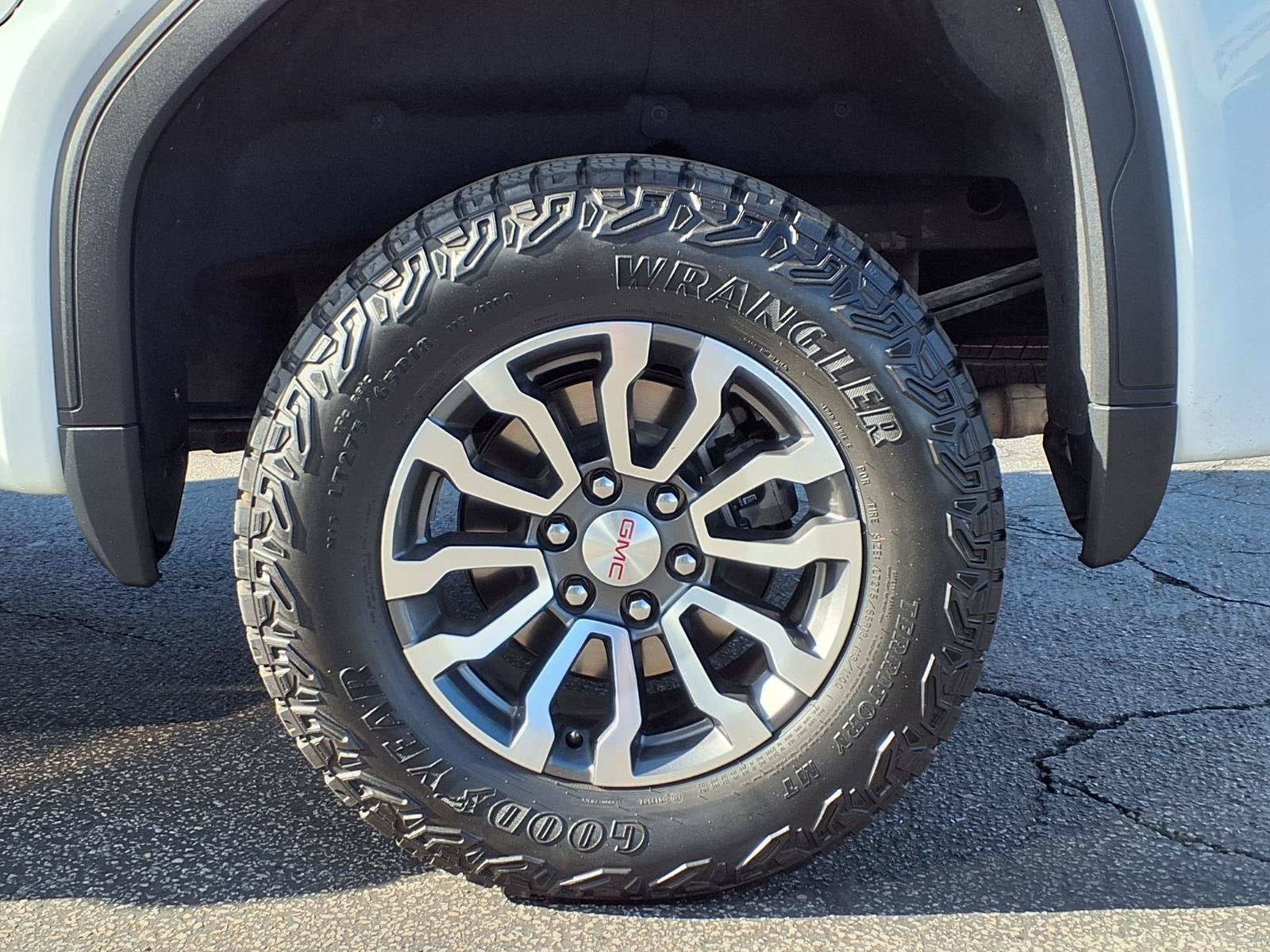 2023 GMC Sierra 1500 AT4