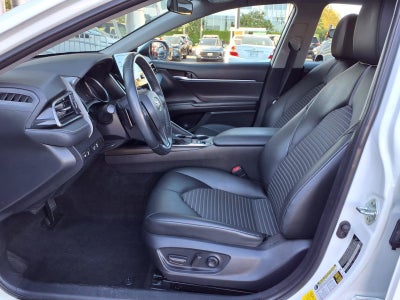 2022 Toyota Camry Hybrid SE