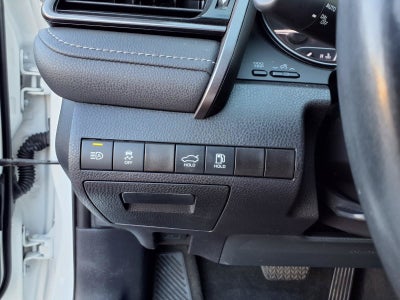 2022 Toyota Camry Hybrid SE
