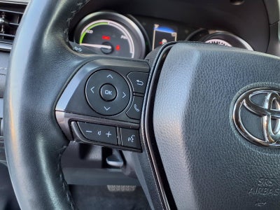 2022 Toyota Camry Hybrid SE