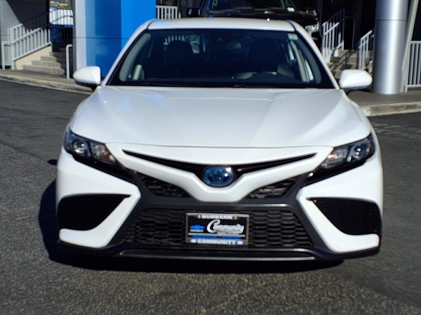2022 Toyota Camry Hybrid SE