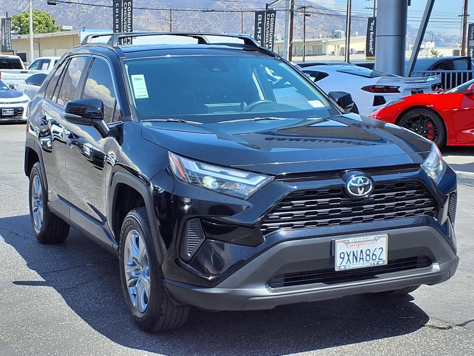 2025 Toyota RAV4 Hybrid XLE