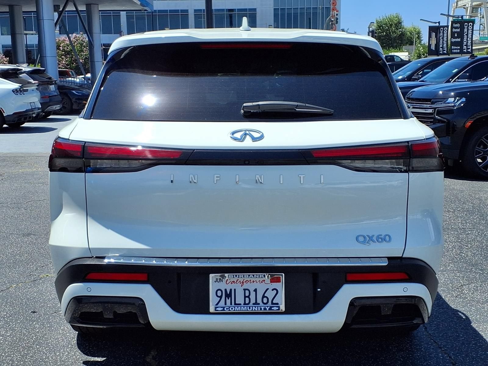 2024 INFINITI QX60 PURE