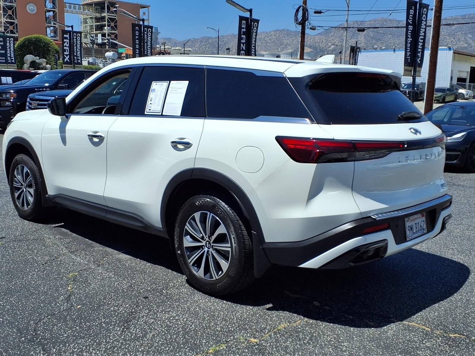 2024 INFINITI QX60 PURE
