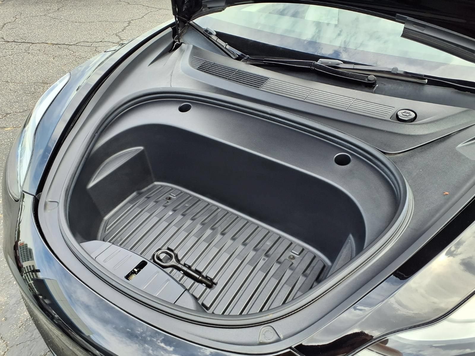 2023 Tesla Model 3 Rear-Wheel Drive