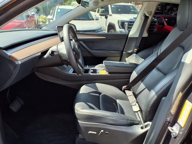 2024 Tesla Model Y LONG RANGE