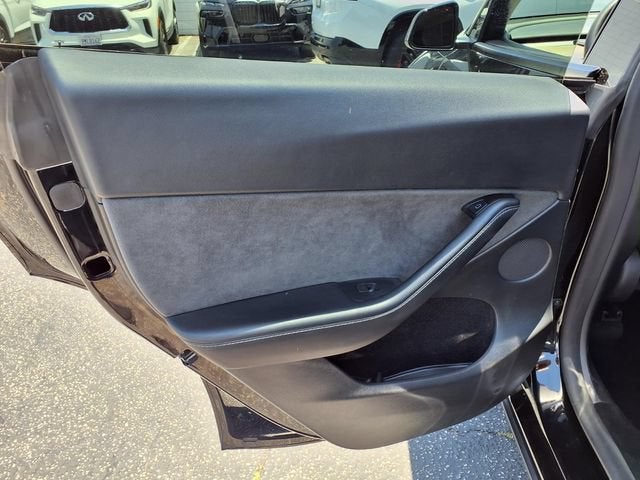 2024 Tesla Model Y Long Range Dual Motor All-Wheel Drive