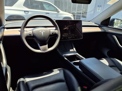 2024 Tesla Model Y Long Range Dual Motor All-Wheel Drive