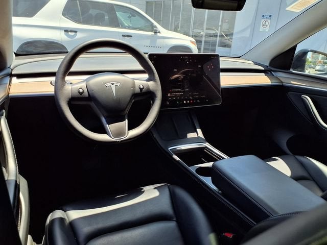 2024 Tesla Model Y Long Range Dual Motor All-Wheel Drive