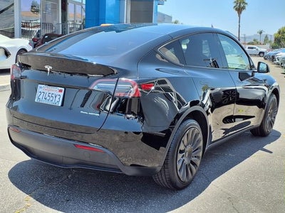 2024 Tesla Model Y Long Range Dual Motor All-Wheel Drive