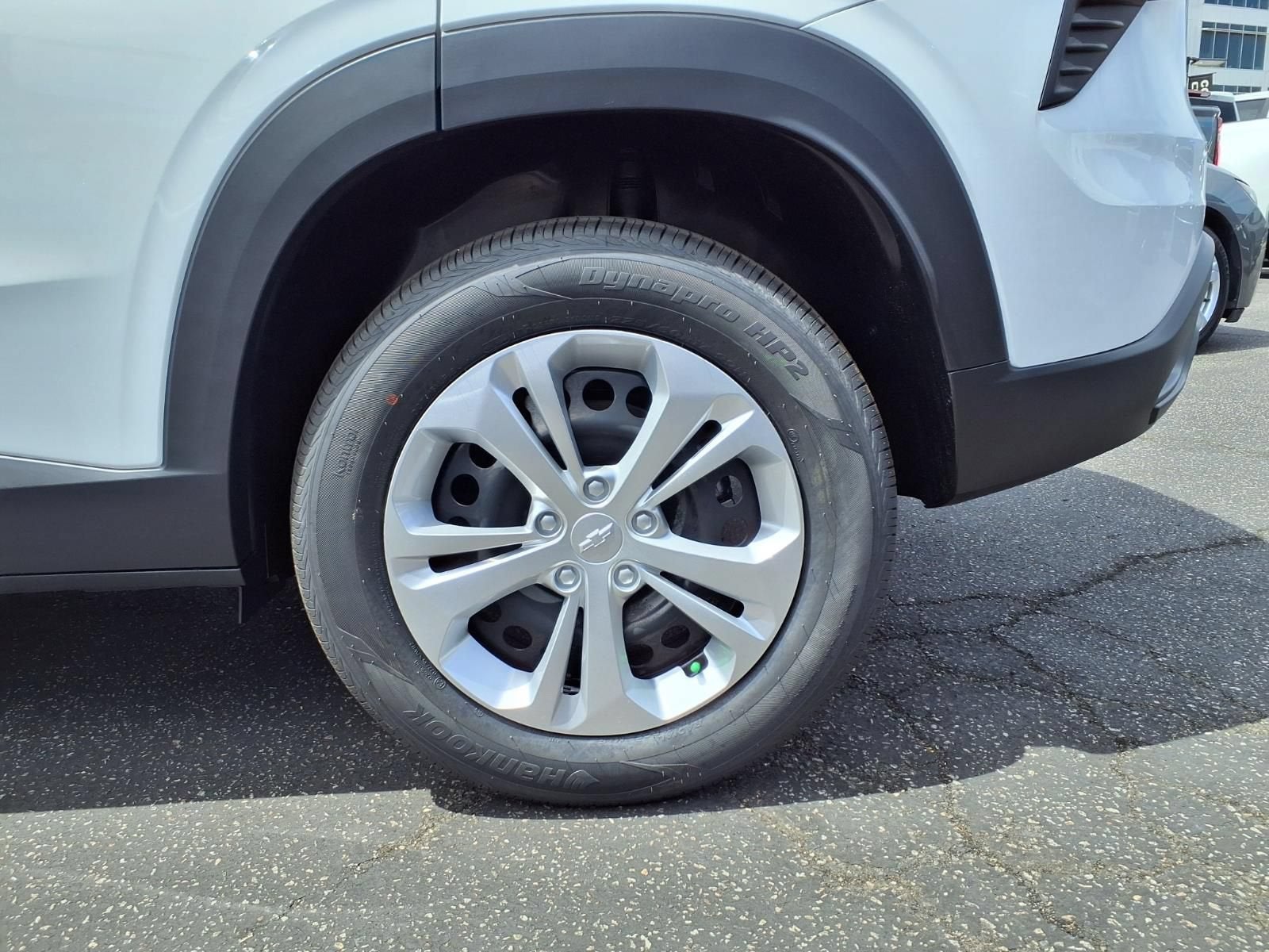 2026 Chevrolet Trax LS - Photo 7