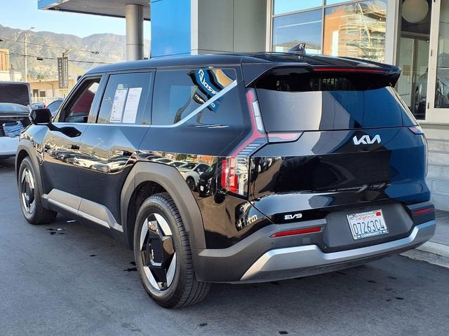 2024 Kia EV9 Light Short Range